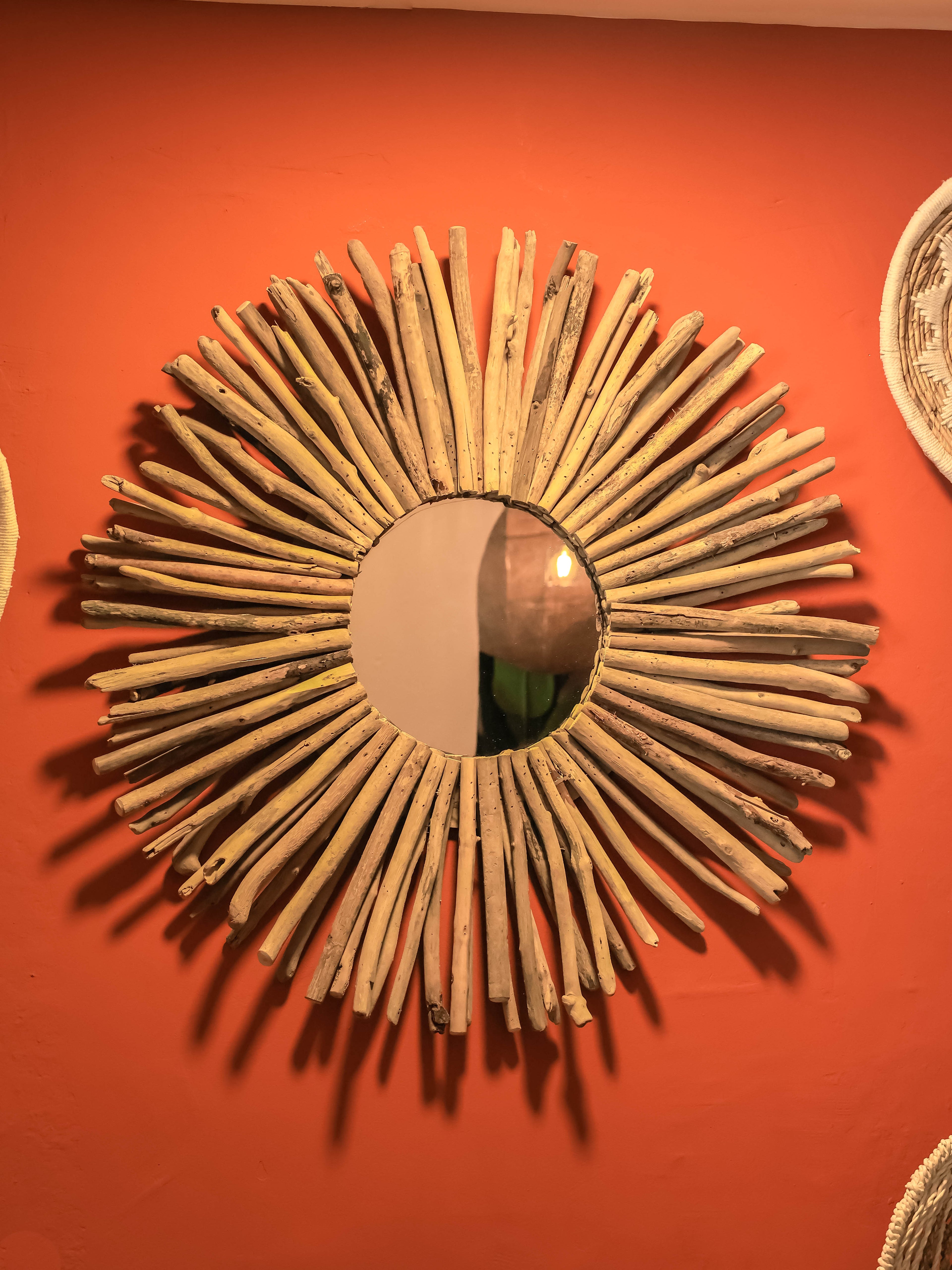 Mirrors & Wall Decor