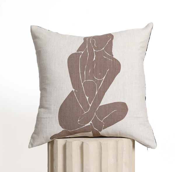 FEM CREM CUSHION